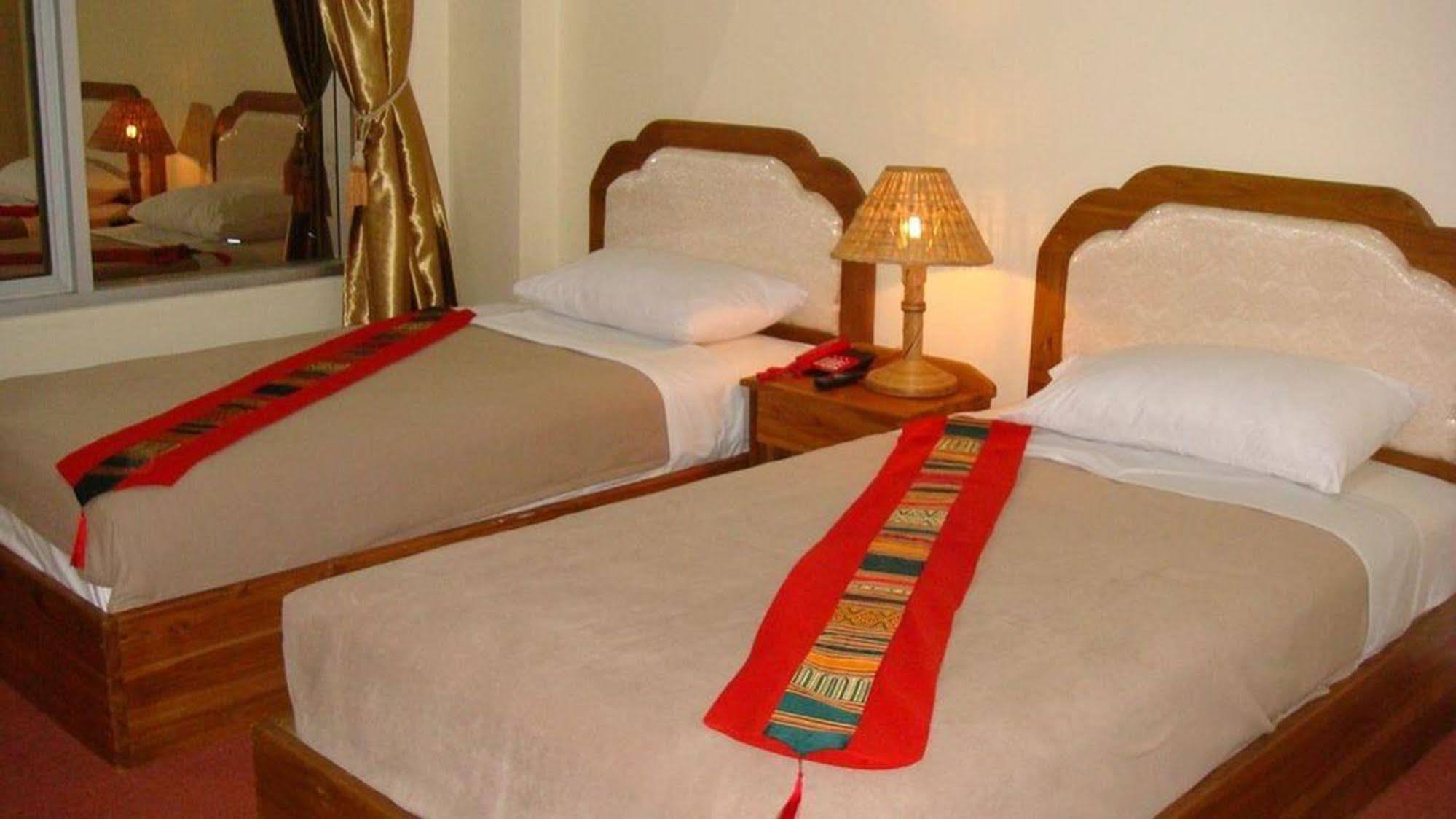 La Ong Dao Hotel1 Wientian Zewnętrze zdjęcie