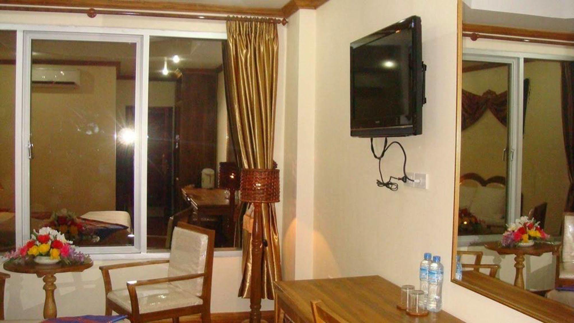 La Ong Dao Hotel1 Wientian Zewnętrze zdjęcie
